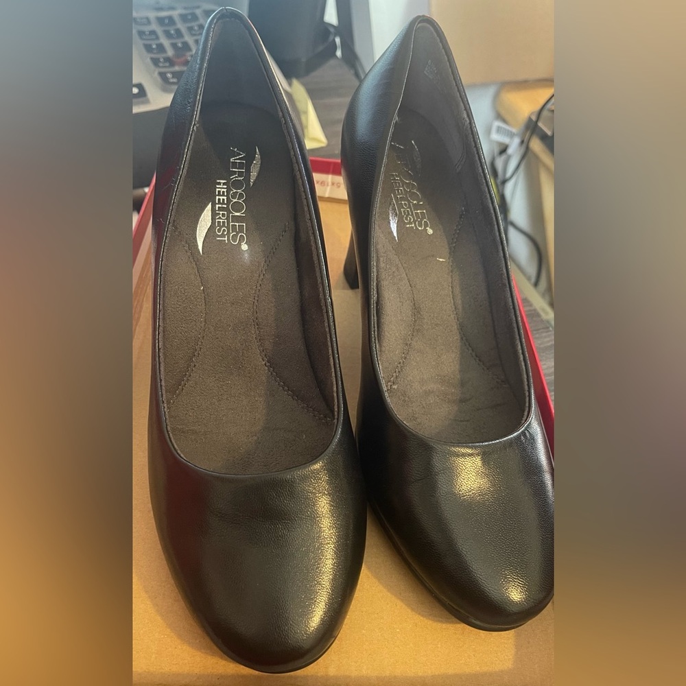Aerosols 6.5W Dolled Up Black Leather Pumps